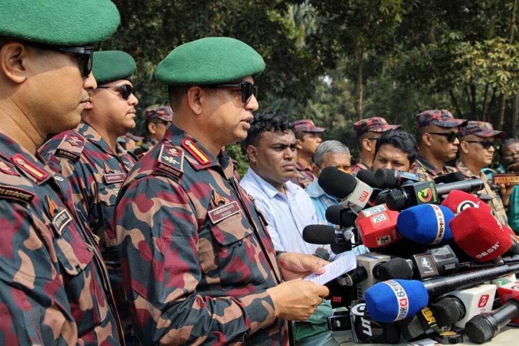 সারাদেশে ৩৭ হাজারের বেশি বিজিবি মোতায়েনের ঘোষণা